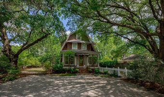 2012 Broad St, Camden, SC 29020