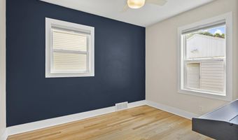 1858 Rutledge St, Madison, WI 53704