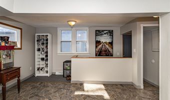 2005 N Dakota Ave, Ames, IA 50014