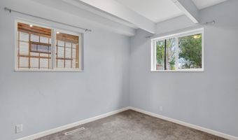 3795 E Sunnyside Rd, Ammon, ID 83406