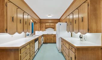 110 Acker Dr, Ada, OK 74820