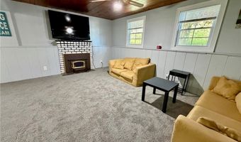 770 Metacom Ave, Bristol, RI 02809