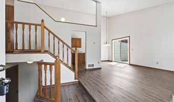 14799 Endicott Way, Apple Valley, MN 55124
