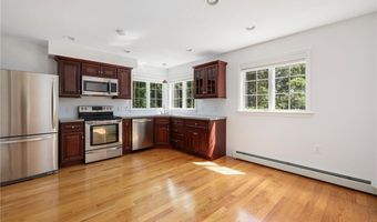 9 Spring St, Jamestown, RI 02835