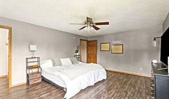 2539 W SUNNYVIEW Cir, Appleton, WI 54914