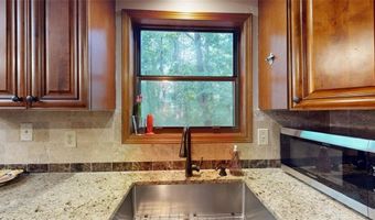 4915 MILLERS Trce, Peachtree Corners, GA 30096