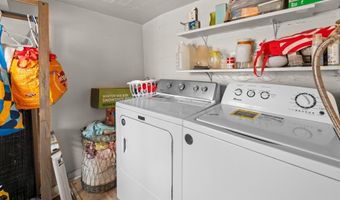 35 E Chestnut St, Augusta, ME 04330