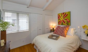 445 Kawailoa Rd 4, Kailua, HI 96734