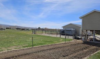 86 Rolling Hills Dr, Cody, WY 82414