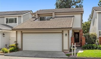949 S Ridgecrest Cir, Anaheim, CA 92807