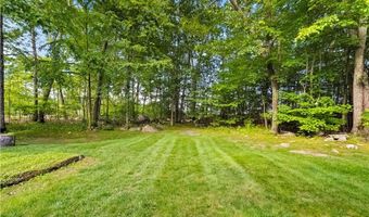 24 Poppy Hill Dr, Johnston, RI 02919