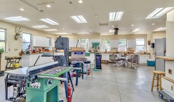 13424 EHLEN Rd, Aurora, OR 97002