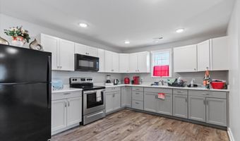 2140 Hustleville Rd, Albertville, AL 35951