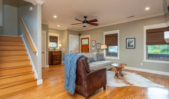 71 McLain St, Asheville, NC 28803