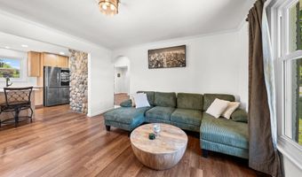 3146 CLUB Dr, Allentown, PA 18103