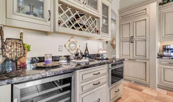 3829 E PEACH TREE Dr, Chandler, AZ 85249
