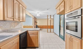 800 E Prairie Ln, Ash Grove, MO 65604
