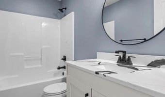 114 Cherry Ln, Riverside, IA 52327