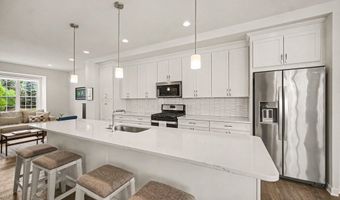 2872 Hardwick Rd, Ann Arbor, MI 48105