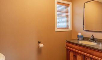 1907 Prospect Ave, Aberdeen, SD 57401