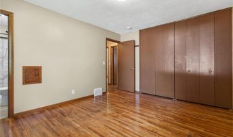 7060 145th St W, Apple Valley, MN 55124