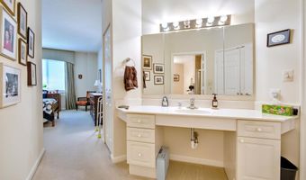 940 ASTERN Way 112, Annapolis, MD 21401