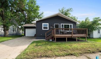 611 E 3Rd St St, Bridgewater, SD 57319