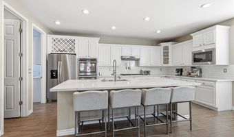 10728 Rivendell Ave, Las Vegas, NV 89135