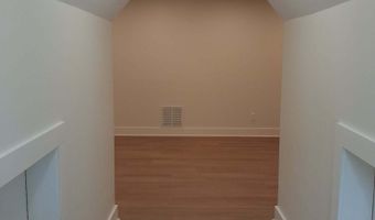 24 Sims St, Barnesville, GA 30204