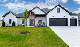 4917 Lake Vista Dr, Benton, AR 72019