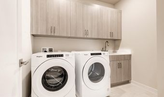 43414 GRANDMOORE St, Ashburn, VA 20148
