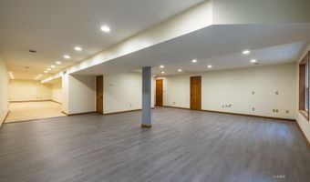 8850 Lavelle Rd, Athens, OH 45701