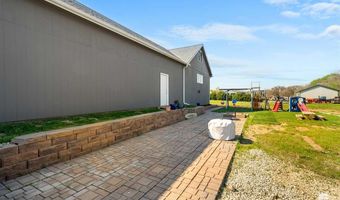 3673 Stewart Farm Rd, Wamego, KS 66547