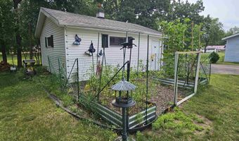 216 N Vincennes St, Adams, WI 53910