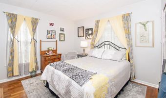 1109 S Van Buren St, Auburn, IN 46706
