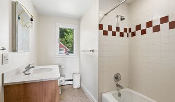 817 Gulf Rd, Barnard, VT 05031