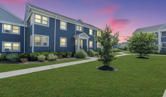 304 Deal Lake Dr 34, Asbury Park, NJ 07712