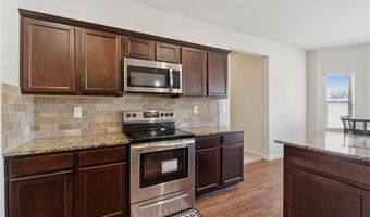 3243 Shoals Park Dr, Decatur, GA 30034