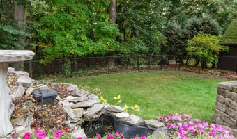 280 RIVER Dr, Appleton, WI 54915