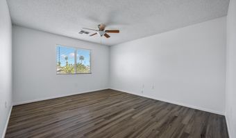 444 S MEADOWS Dr, Chandler, AZ 85224