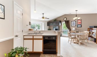 1335 Crossings Ct C, Ballwin, MO 63021