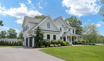 2 Bluemead Farm Ln, Barrington, RI 02806