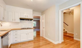 7530 WESTLAKE Ter 45, Bethesda, MD 20817