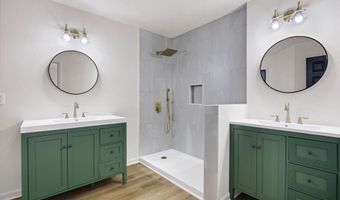 1029 Regency Dr, Acworth, GA 30102