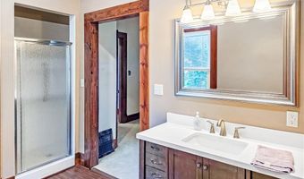 213 W 2nd St, Alma, MO 64001
