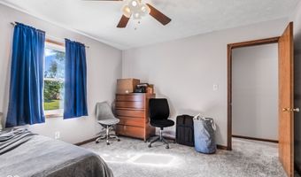 243 Plainview Dr, Avon, IN 46123