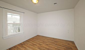 2038 S LIPSCOMB St, Amarillo, TX 79109