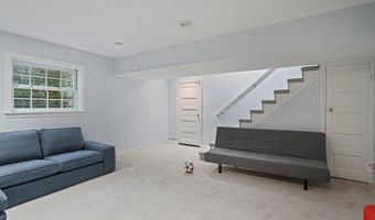 5320 ALBEMARLE St, Bethesda, MD 20816