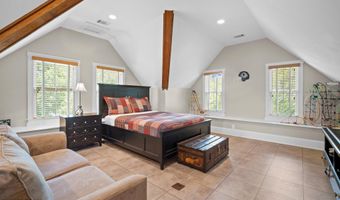 106 Coosaw Club Dr, Beaufort, SC 29907