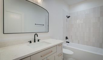 619 Texas St, Sulphur Springs, TX 75482